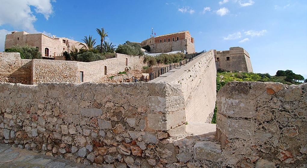 Sant Pere and Sant Jaume Stronghold Museums