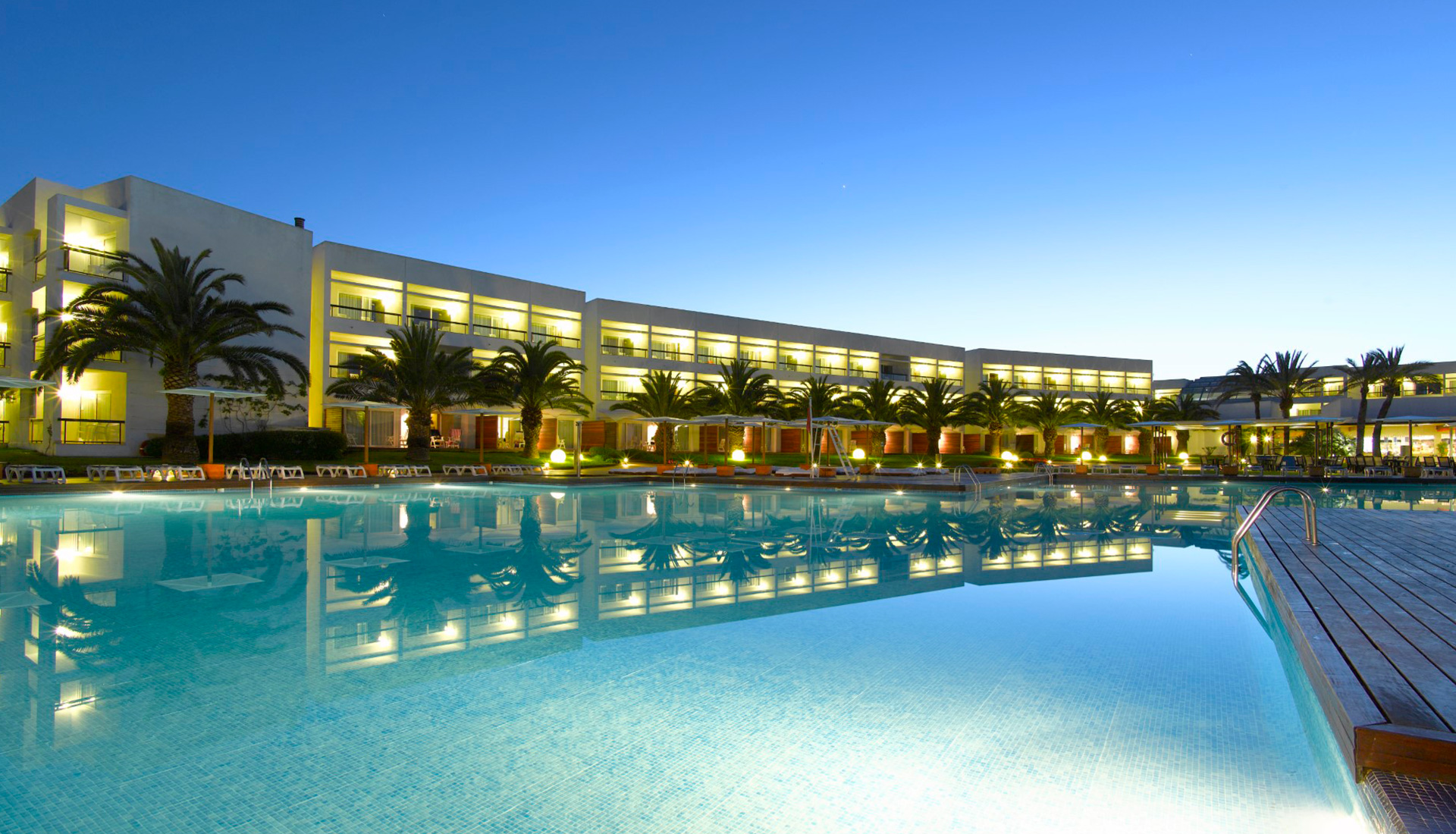 Palladium Hotel Group inaugura la temporada de verano en Ibiza con