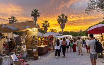 Las Dalias Market