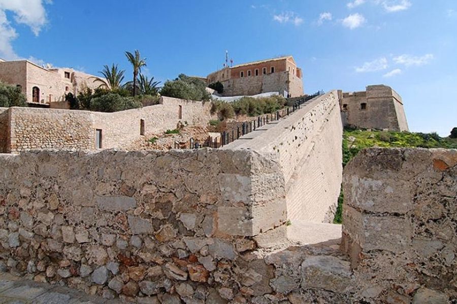Baluartes museizados de Sant Pere y Sant Jaume